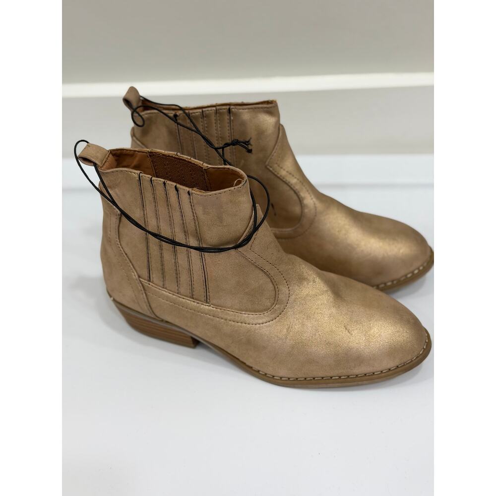 Universal Thread Shimmer Booties Size 7.5W - Picture 6 of 9